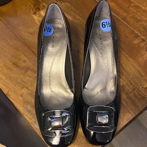 Tahari Glossy Black Heels with Metallic Buckle
